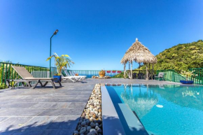 Villa d'une chambre avec vue sur la mer piscine partagee et spa a Deshaies a 6 km de la plage
